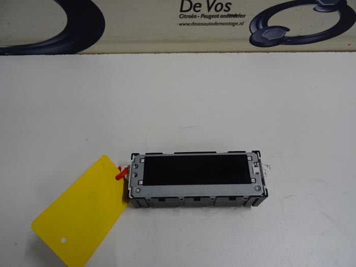 Begagnade Innerdisplay Citroen DS4 Pris € 100,00 Marginaltabell erbjuds av De Vos Onderdelen
