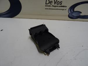 Gebrauchte Sonstige Citroen DS3 Preis € 80,00 Margenregelung angeboten von De Vos Autodemontagebedrijf