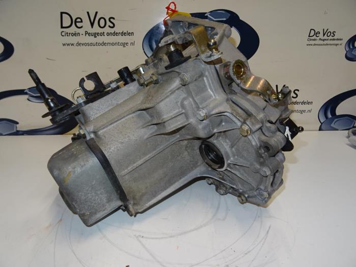 Used Peugeot 206 Gearbox - 2222KE 20CP23 - De Vos Autodemontagebedrijf