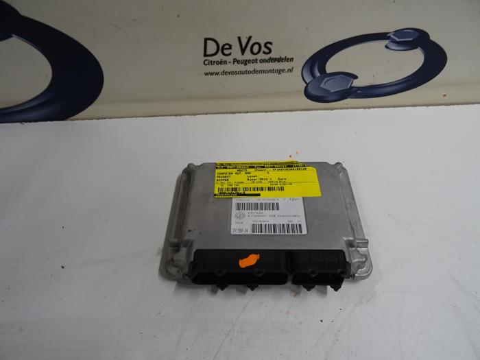 Used Automatic gearbox computer Peugeot Bipper Price € 160,00 Margin scheme offered by De Vos Onderdelen