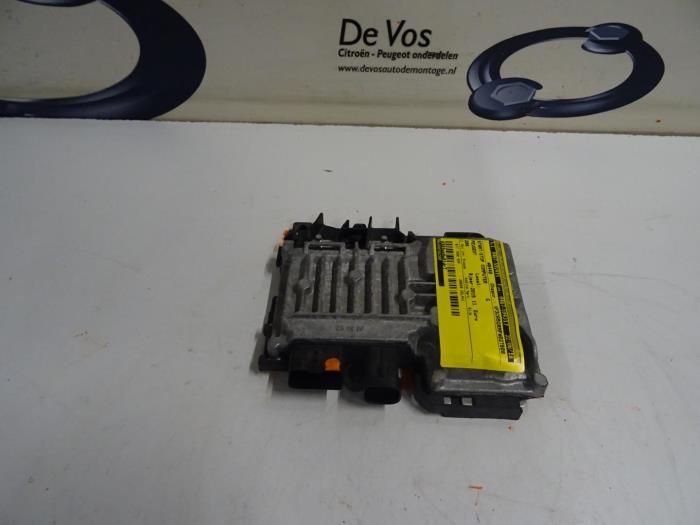 Used Start/Stop computer Peugeot 208 Price € 115,00 Margin scheme offered by De Vos Onderdelen