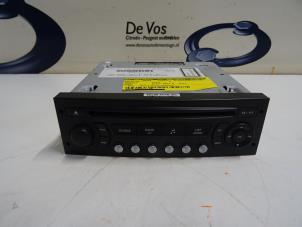 Usagé Radio/Lecteur CD Peugeot 3008 Prix € 50,00 Règlement à la marge proposé par De Vos Autodemontagebedrijf
