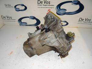 Gebrauchte Getriebe Peugeot 1007 Preis € 350,00 Margenregelung angeboten von De Vos Autodemontagebedrijf