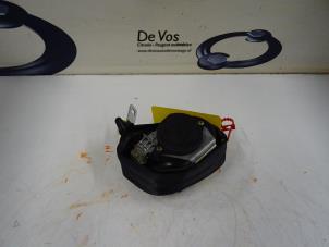 Used Seatbelt tensioner, left Peugeot 607 Price € 80,00 Margin scheme offered by De Vos Autodemontagebedrijf