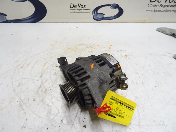 Usagé Dynamo Citroen C1 1.0 12V Prix € 55,00 Règlement à la marge proposé par De Vos Onderdelen