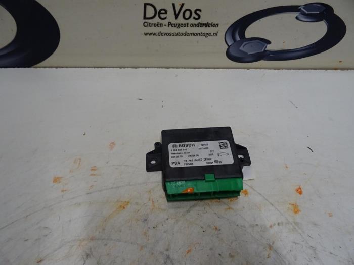 Begagnade PDC-modul Peugeot 208 I (CA/CC/CK/CL) 1.4 16V Pris € 70,00 Marginaltabell erbjuds av De Vos Onderdelen