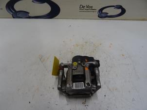 Used Rear brake calliper, right Peugeot 3008 Price € 100,00 Margin scheme offered by De Vos Autodemontagebedrijf