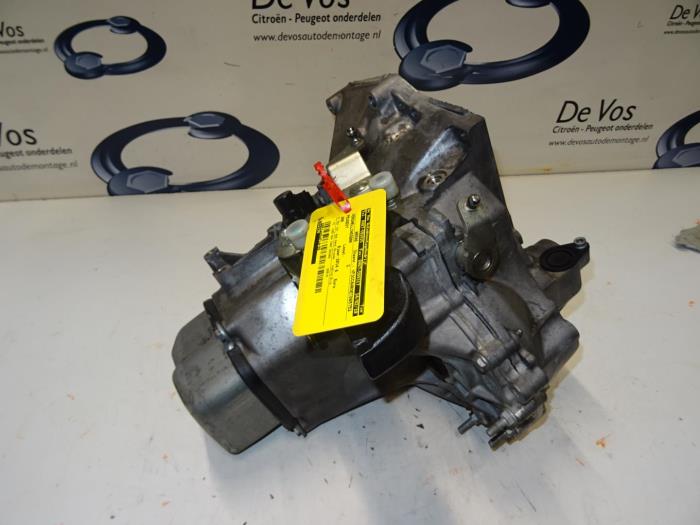 Gearbox from a Peugeot 208 2014