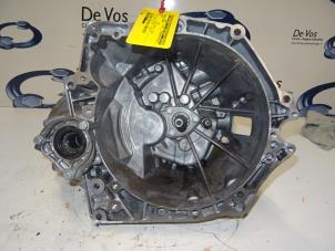 Gebrauchte Getriebe Peugeot 208 Preis € 750,00 Margenregelung angeboten von De Vos Autodemontagebedrijf