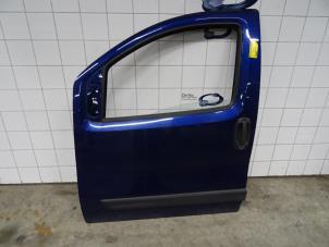 Używane Drzwi lewe przednie wersja 4-drzwiowa Peugeot Bipper Cena € 160,00 Procedura marży oferowane przez De Vos Autodemontagebedrijf