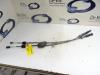 Gearbox shift cable from a Peugeot 107, 2005 / 2014 1.0 12V, Hatchback, Petrol, 998cc, 50kW (68pk), FWD, 384F; 1KR, 2005-06 / 2014-05, PMCFA; PMCFB; PNCFA; PNCFB 2009