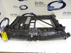 Used Front panel Peugeot 1007 (KM) 1.4 Price € 45,00 Margin scheme offered by De Vos Autodemontagebedrijf