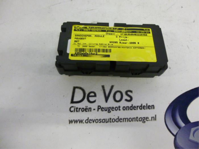 Używane Modul cisnienia opon Peugeot 607 (9D/U) 2.0 HDiF 16V Cena € 45,00 Procedura marży oferowane przez De Vos Onderdelen