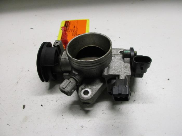 Gebrauchte Drosselklappengehäuse Peugeot 206 (2A/C/H/J/S) 1.6 XS,XT Preis € 55,00 Margenregelung angeboten von De Vos Onderdelen