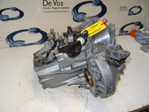 Używane Skrzynia biegów Peugeot 3008 Cena € 850,00 Procedura marży oferowane przez De Vos Autodemontagebedrijf