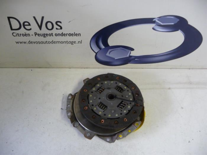 Gebrauchte Kupplungsset (komplett) Peugeot 206 (2A/C/H/J/S) 1.1 XN,XR Preis € 70,00 Margenregelung angeboten von De Vos Onderdelen