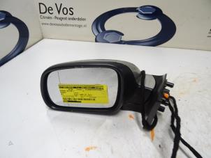 Used Wing mirror, left Peugeot 307 Break (3E) 1.6 16V Price € 55,00 Margin scheme offered by De Vos Autodemontagebedrijf