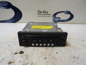Używane Radioodtwarzacz CD Citroen C3 (SC) 1.6 HDi 92 Cena € 50,00 Procedura marży oferowane przez De Vos Autodemontagebedrijf