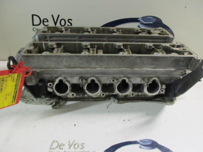 Usados Culata Peugeot 406 (8B) 1.8 16V Bifuel Precio € 250,00 Norma de margen ofrecido por De Vos Onderdelen