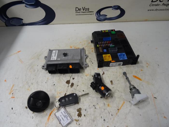 Used Engine management computer Citroen C3 Price € 350,00 Margin scheme offered by De Vos Onderdelen