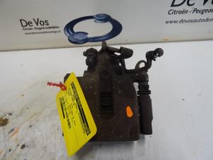 Used Rear brake calliper, right Citroen DS5 Price € 90,00 Margin scheme offered by De Vos Autodemontagebedrijf
