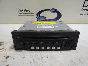 Used Radio CD player Citroen C3 Picasso Price € 50,00 Margin scheme offered by De Vos Autodemontagebedrijf