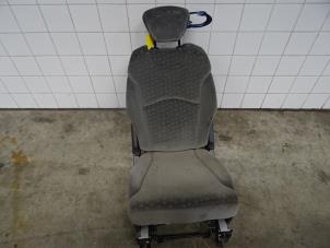 Used Rear seat Peugeot 807 2.2 16V Price € 100,00 Margin scheme offered by De Vos Autodemontagebedrijf