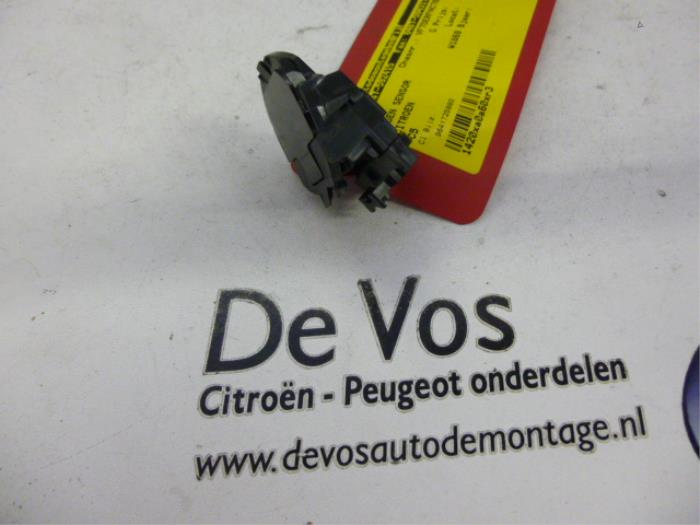 Begagnade Regnsensor Citroen C5 I Break (DE) 2.0 16V Pris € 35,00 Marginaltabell erbjuds av De Vos Onderdelen
