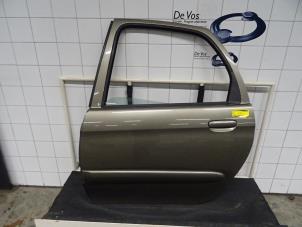 Używane Drzwi lewe tylne wersja 4-drzwiowa Citroen Xsara Picasso (CH) 1.6i 16V Cena € 135,00 Procedura marży oferowane przez De Vos Autodemontagebedrijf
