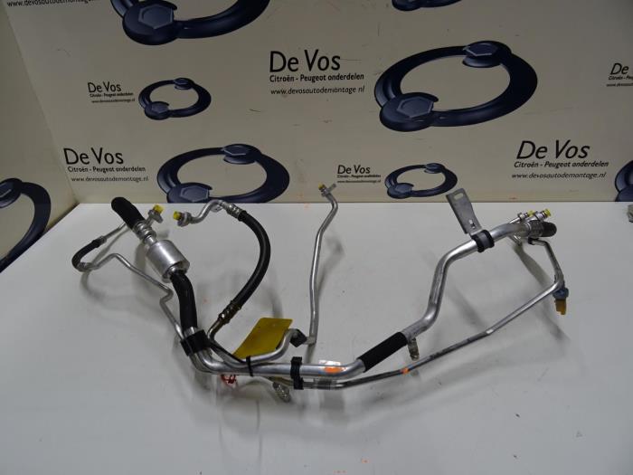 Citroen C4 Cactus Air conditioning lines stock