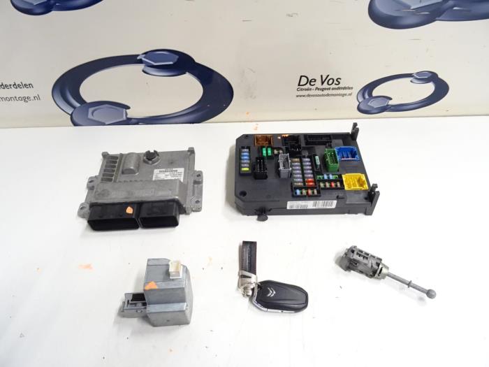 Engine management computer Citroen C4 Picasso (Used)