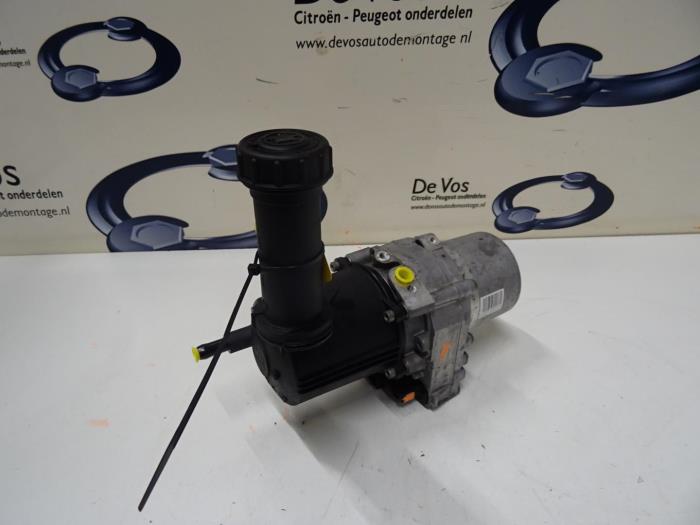 Used Power steering pump Citroen DS4 Price € 250,00 Margin scheme offered by De Vos Onderdelen