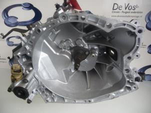 Overhauled Gearbox Peugeot 206 Price € 605,00 Inclusive VAT offered by De Vos Autodemontagebedrijf