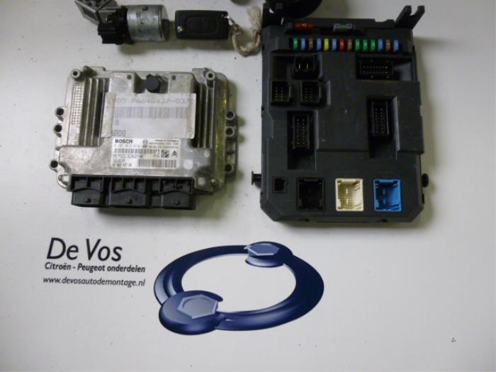 Used Engine management computer Peugeot 207/207+ (WA/WC/WM) 1.6 HDi 16V Price € 350,00 Margin scheme offered by De Vos Onderdelen