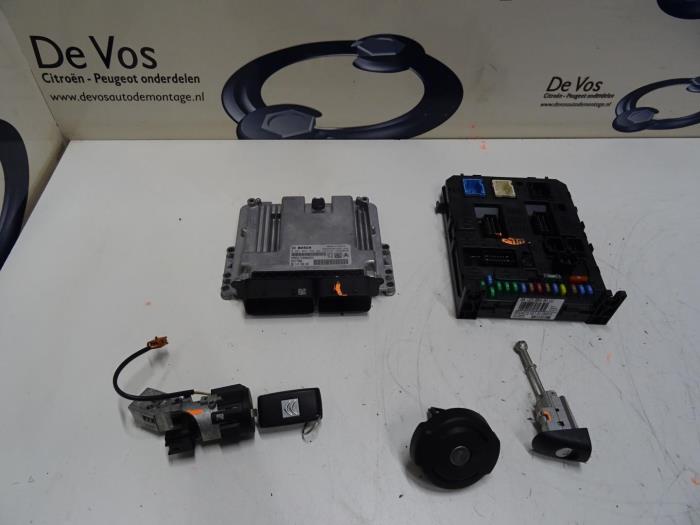 Used Engine management computer Citroen Berlingo Price € 350,00 Margin scheme offered by De Vos Onderdelen