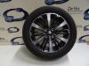Llanta y neumático de un Peugeot 208 2019