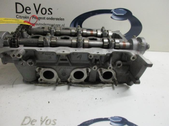 Usagé Culasse Citroen C5 III Berline (RD) 2.7 HDiF V6 24V Autom. Prix € 450,00 Règlement à la marge proposé par De Vos Onderdelen