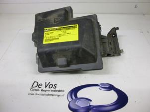 Used Relay holder Citroen C8 (EA/EB) 2.0 16V Price € 15,00 Margin scheme offered by De Vos Autodemontagebedrijf