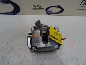 Used Front brake calliper, right Citroen C5 Aircross Price € 80,00 Margin scheme offered by De Vos Autodemontagebedrijf