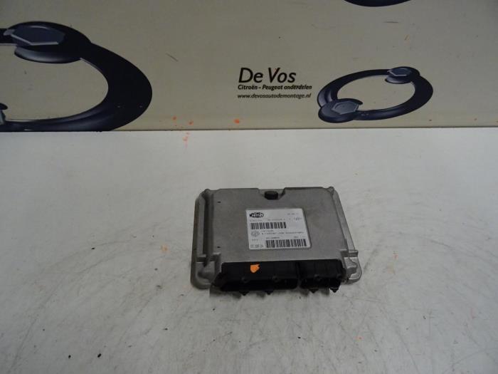 Used Automatic gearbox computer Peugeot Bipper Price € 160,00 Margin scheme offered by De Vos Onderdelen