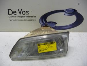 Used Headlight, left Peugeot 106 I 1.1 i XN,XR,XT Price € 35,00 Margin scheme offered by De Vos Autodemontagebedrijf