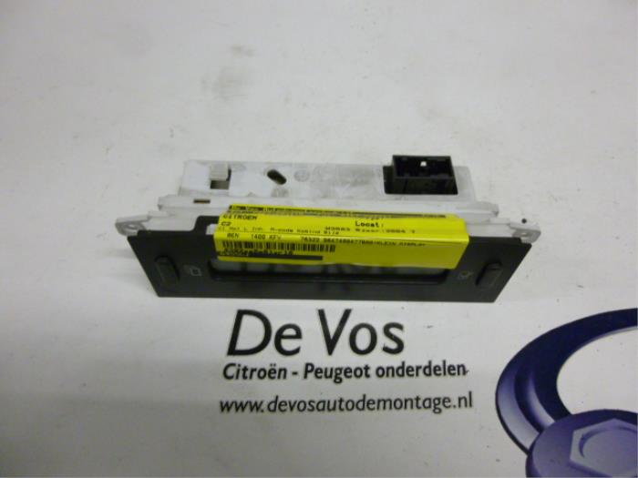 Begagnade Innerdisplay Citroen C2 (JM) 1.4 Pris € 45,00 Marginaltabell erbjuds av De Vos Onderdelen