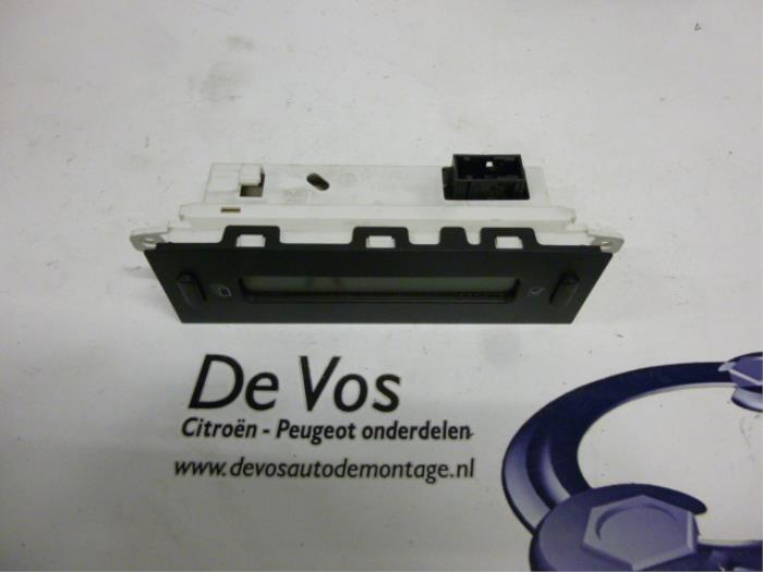 Begagnade Innerdisplay Citroen C2 (JM) 1.4 HDI Pris € 45,00 Marginaltabell erbjuds av De Vos Onderdelen