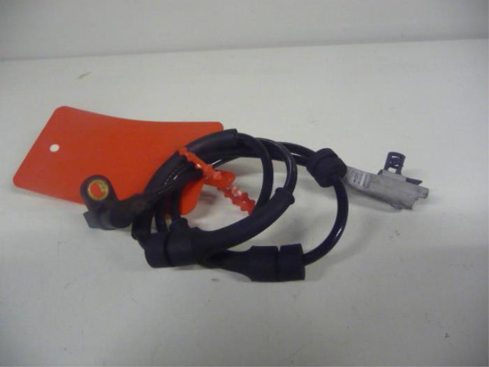 Begagnade ABS-sensor Citroen C8 (EA/EB) 2.0 HPi 16V Pris € 25,00 Marginaltabell erbjuds av De Vos Onderdelen