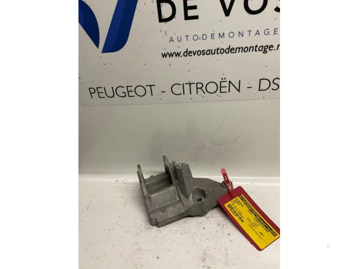 Gebrauchte Motorlager Peugeot 406 (8B) 1.8 16V Preis € 25,00 Margenregelung angeboten von De Vos Onderdelen