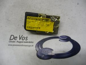 Używane Mechanizm blokady drzwi lewych wersja 2-drzwiowa Citroen Jumpy Cena € 35,00 Procedura marży oferowane przez De Vos Autodemontagebedrijf