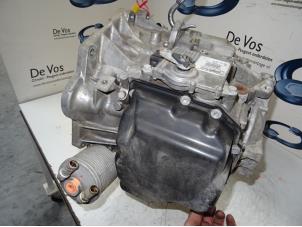 Usagé Boite de vitesses Peugeot 407 SW (6E) 3.0 V6 24V VVT Prix € 550,00 Règlement à la marge proposé par De Vos Autodemontagebedrijf