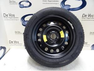Used Wheel + tyre Peugeot 407 SW (6E) 3.0 V6 24V VVT Price € 80,00 Margin scheme offered by De Vos Autodemontagebedrijf