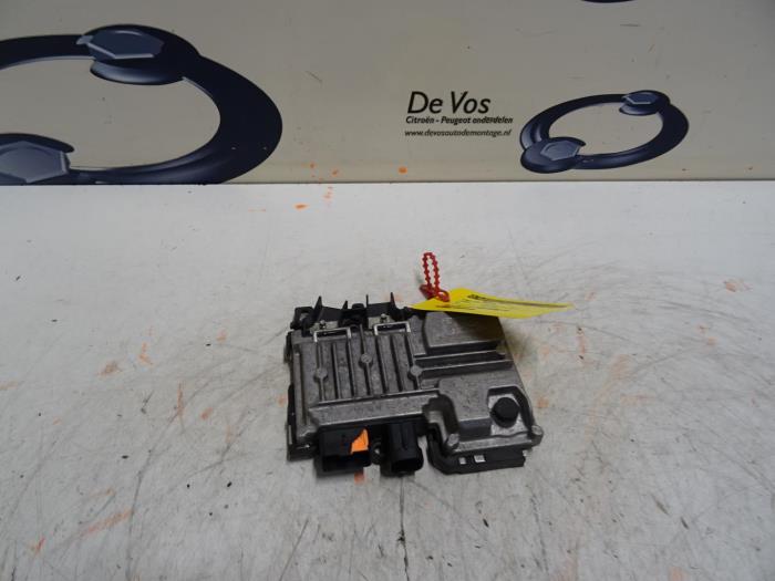 Used Start/Stop computer Citroen DS3 Price € 115,00 Margin scheme offered by De Vos Onderdelen