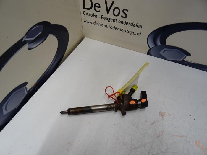 Begagnade Injecteurs Citroen C5 II Break (RE) 2.0 HDiF 16V Pris € 125,00 Marginaltabell erbjuds av De Vos Onderdelen